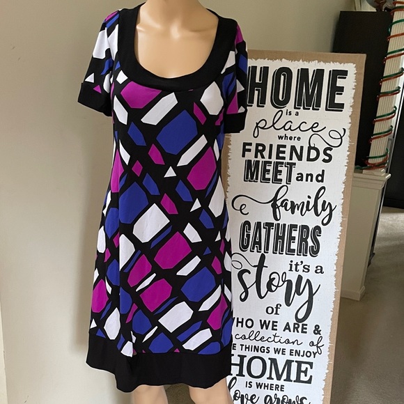 2 For $22 Tunic Tops Sizes: S -M - Picture 1 of 13